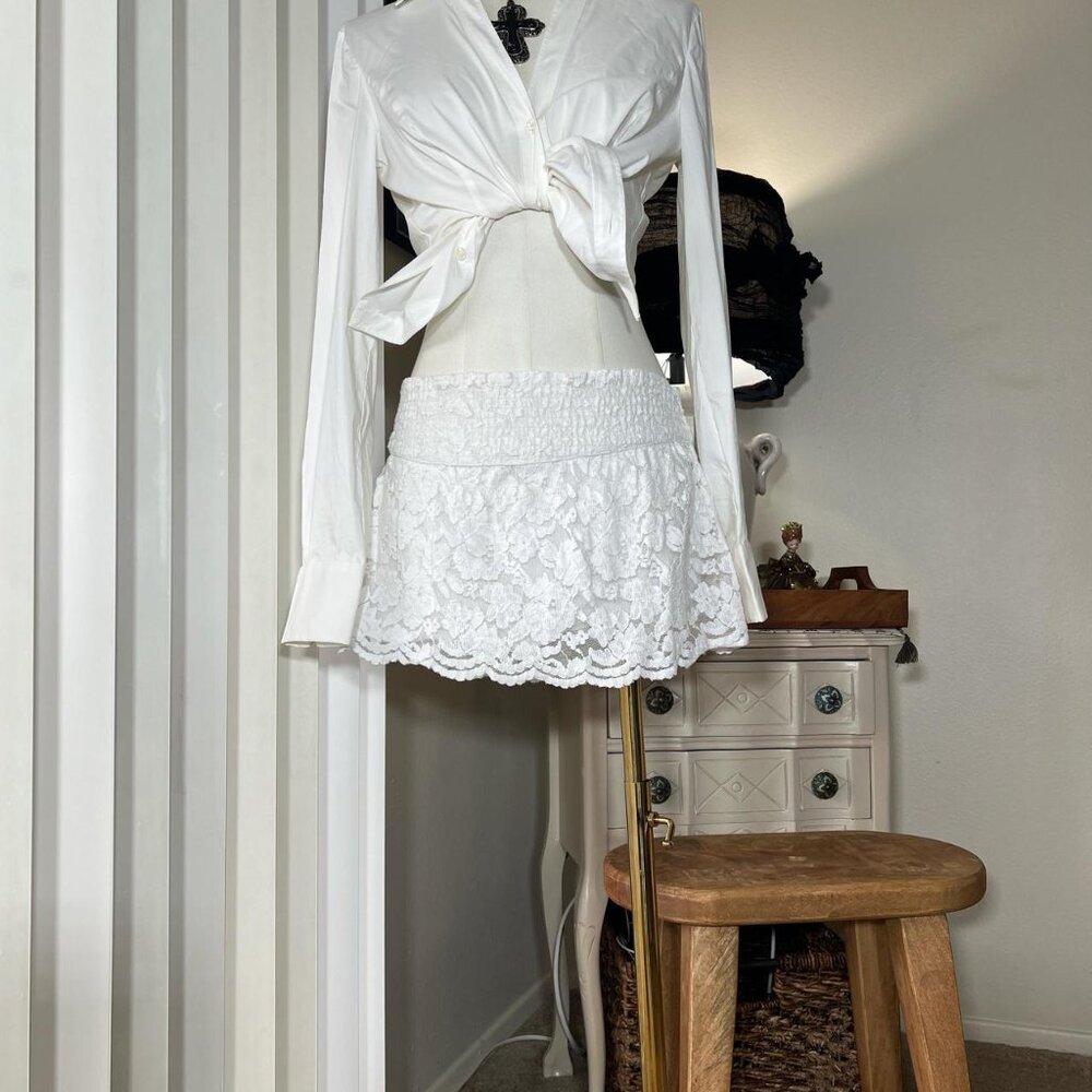 Y2k Abercrombie & Fitch Lace Mini Skirt